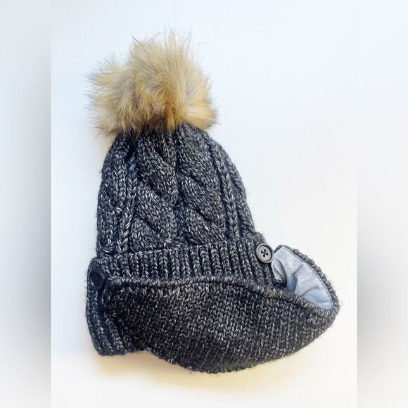 Anthropologie Norah Beanie + Reusable Face Mask Set Cozy Knit Pom-Pom Beanie main image 5